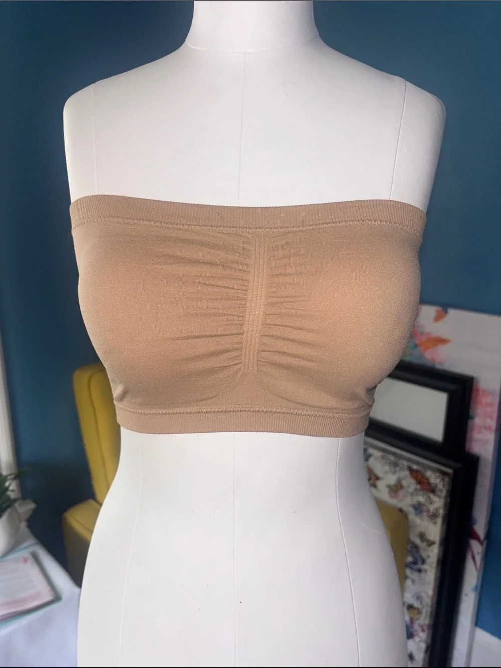Seamless Nude Strapless Bandeau Top